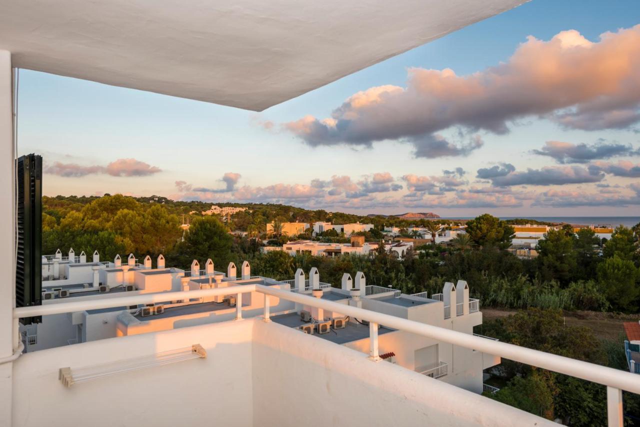Camelina Suites Sant Antoni de Portmany Extérieur photo
