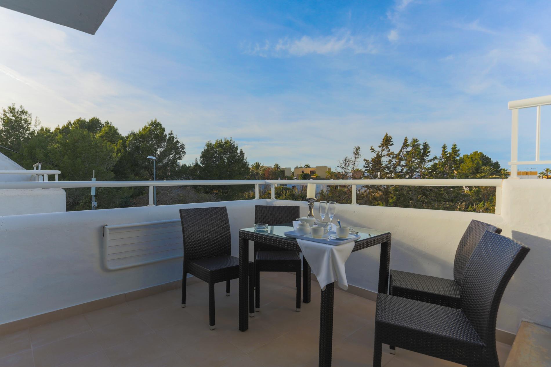 Camelina Suites Sant Antoni de Portmany Extérieur photo